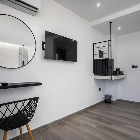 Vickys 3* 팔리라키