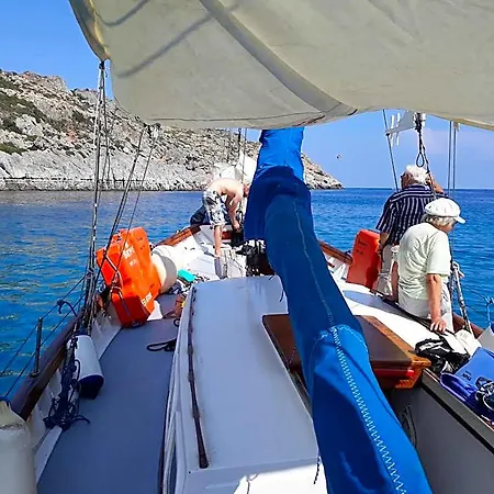 Vickys 3* Faliraki