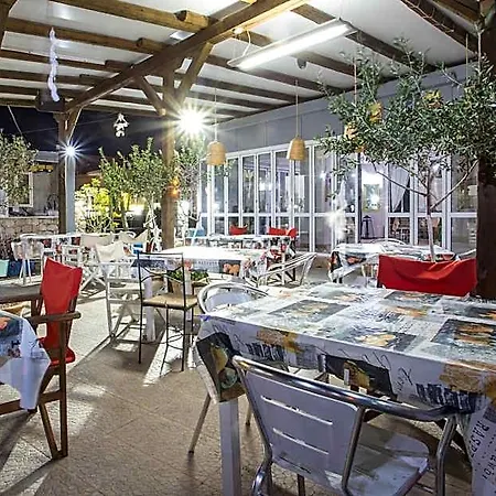 Vickys 3* Faliraki