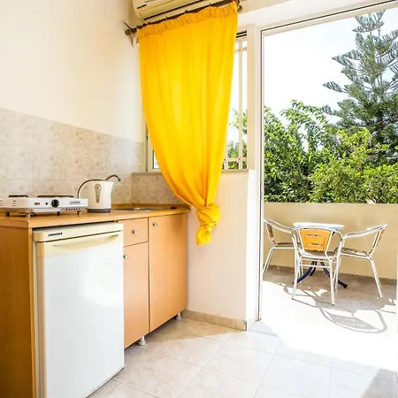 Aparthotel Vickys Faliraki Rhodes City