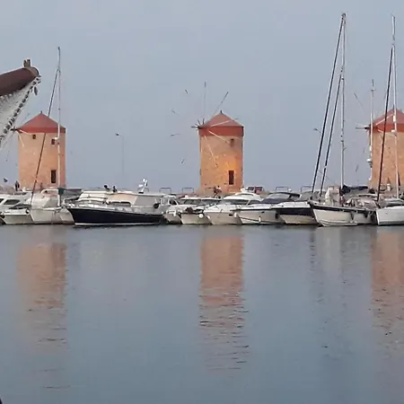 Vickys Faliraki Aparthotel 2*